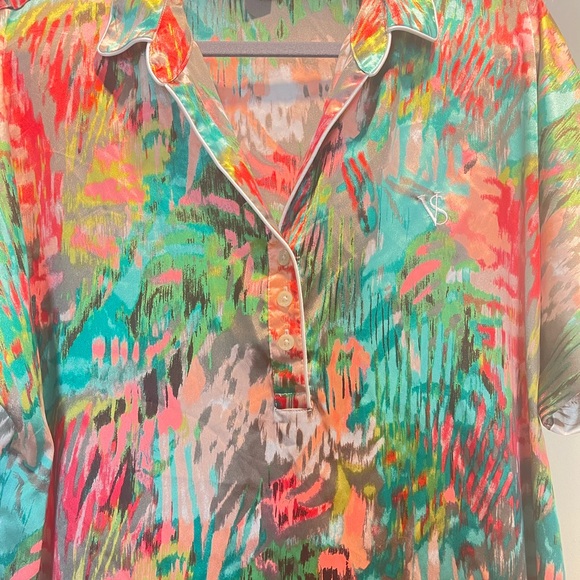 Victoria Secret night shirt - Picture 4 of 6